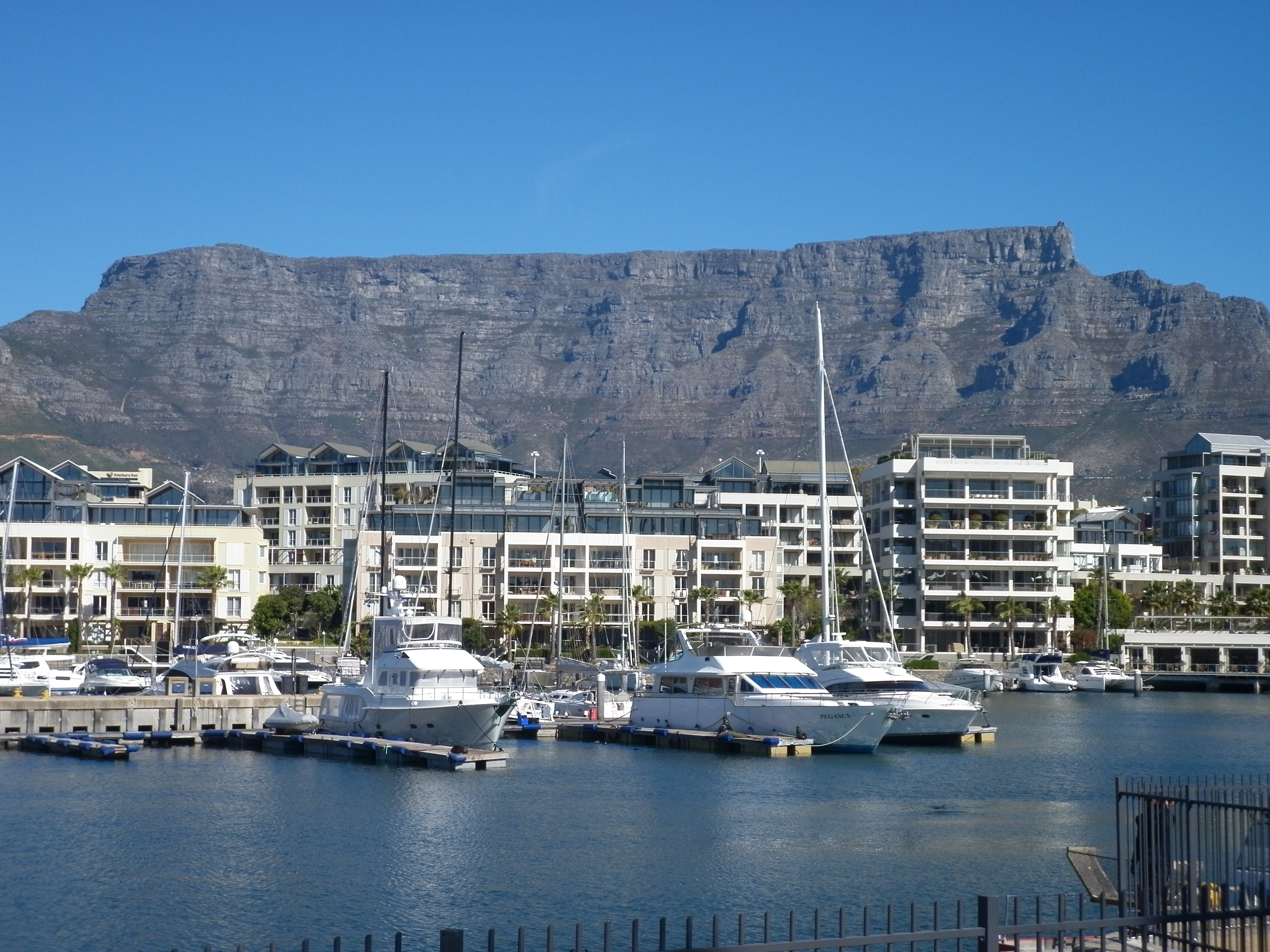 9 Places to Stay in Cape Town